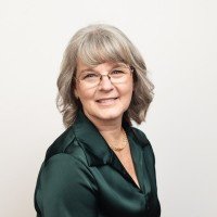 Profile photo of Julie Lloyd